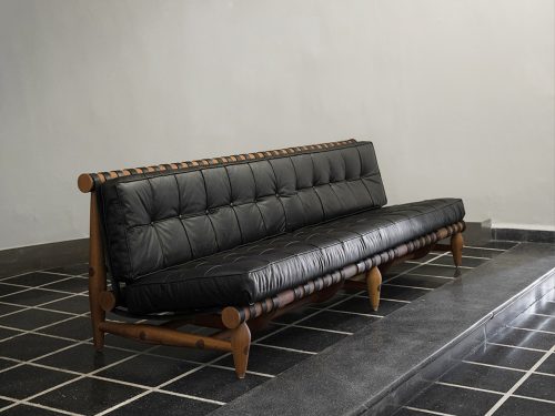 The SF2C COFRAN Sofa